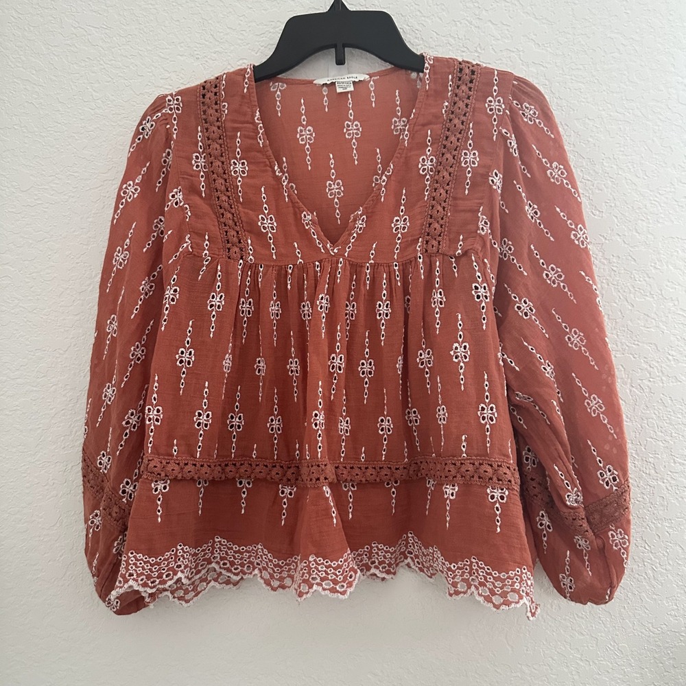 American Eagle Embroidered Peasant Top XS Rust Orange Balloon L/S Eyelet Cottage